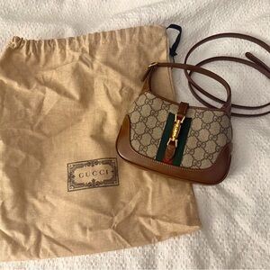 Gucci Jackie 1961 Mini Bag w/Crossbody Strap. Brand New, Never Worn